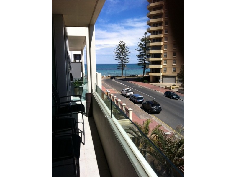 24/2 King Street, Glenelg North SA 5045