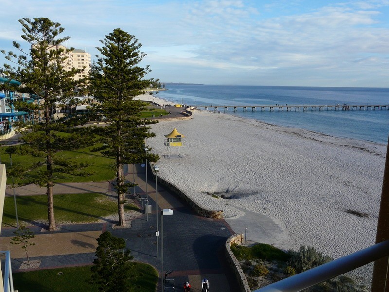 515/19 Holdfast Promenade, Glenelg SA 5045