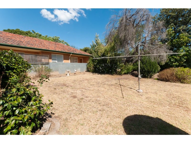 4 Water Street, Kensington Park SA 5068