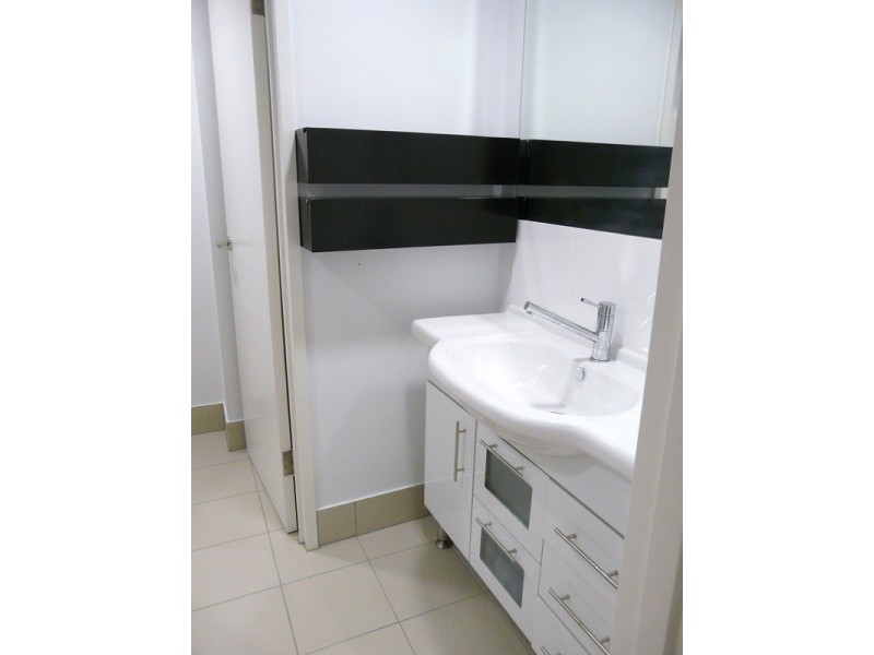 325/281-286 North Terrace, Adelaide SA 5000