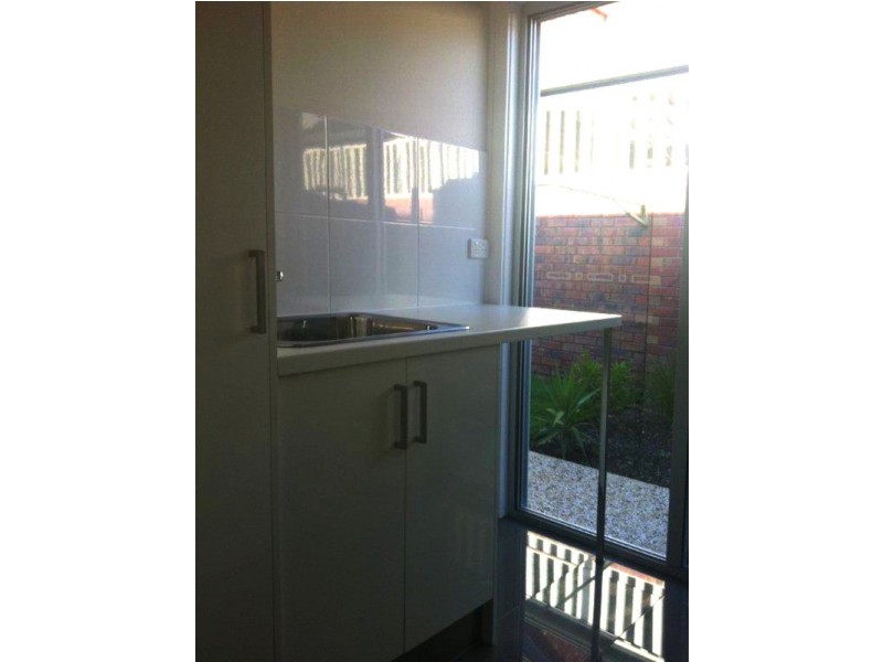 2/1a Montrose Avenue, Seaton SA 5023