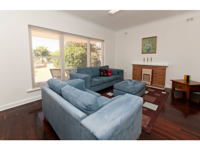 4 Water Street, Kensington Park SA 5068