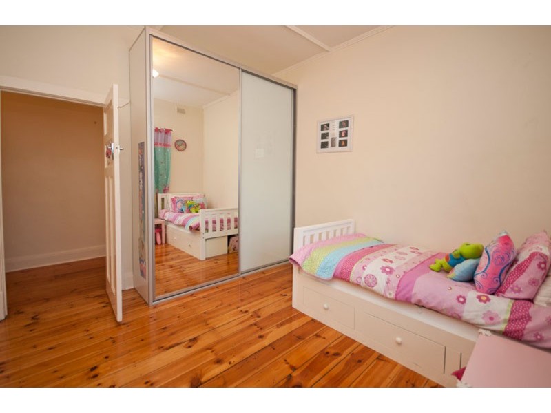 2 Stacy Street, Hendon SA 5014