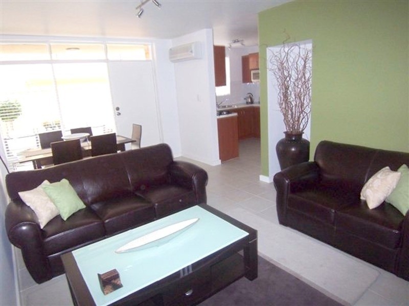 2/3 Broadway, Glenelg South SA 5045
