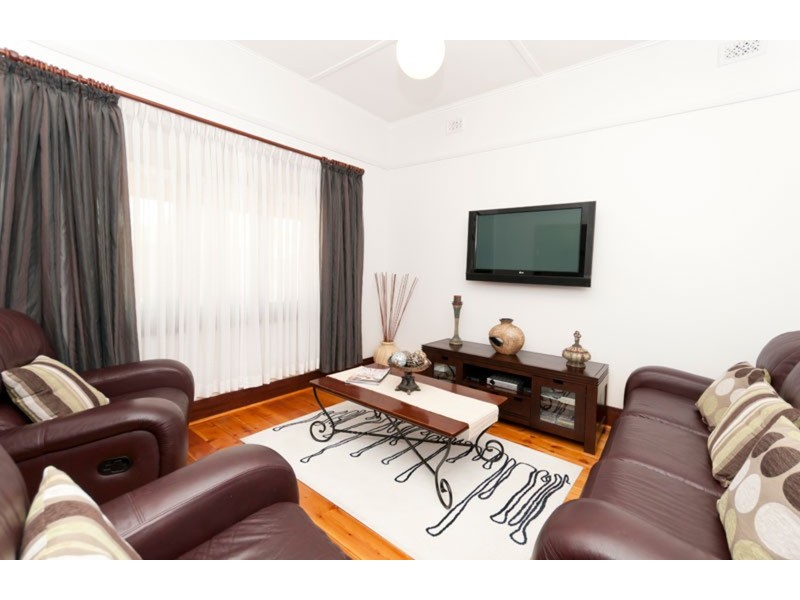 26  Holbrooks Road, Flinders Park SA 5025