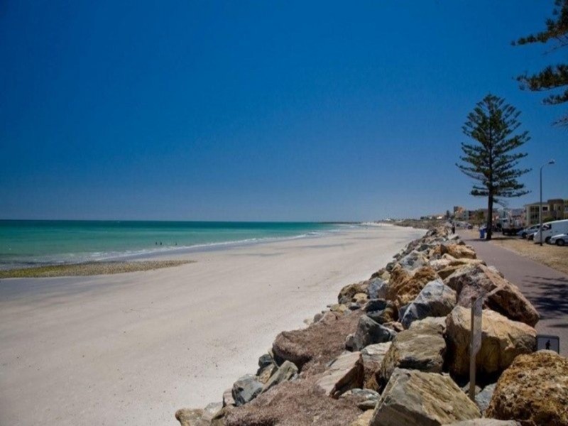 2/3 Broadway, Glenelg South SA 5045