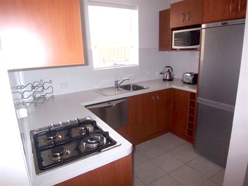 2/3 Broadway, Glenelg South SA 5045