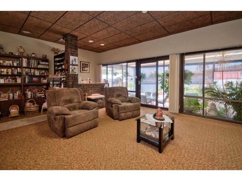 13 Salisbury Avenue, Morphett Vale SA 5162