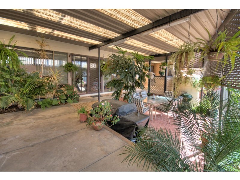 13 Salisbury Avenue, Morphett Vale SA 5162