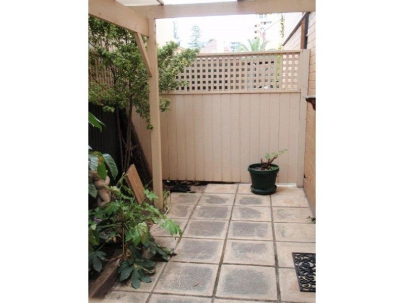 3/35 Nile  Street, Glenelg SA 5045