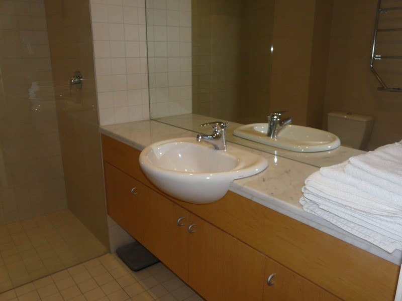 2/19 North Terrace, Adelaide SA 5000