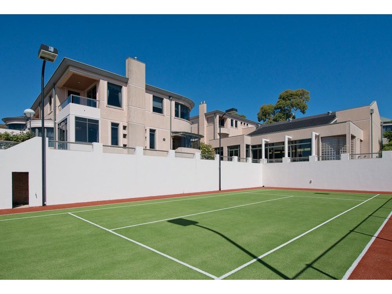 19 Burnalta Crescent, Burnside SA 5066