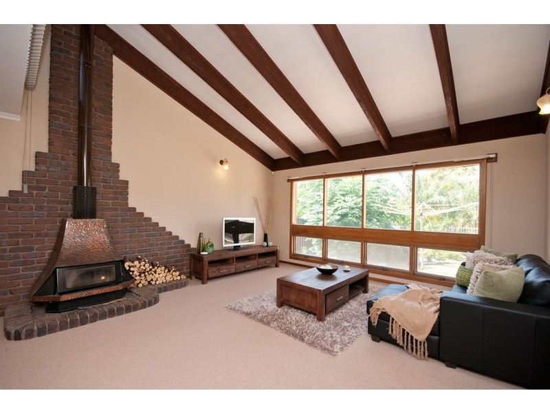 24 Gondola Grove, Para Hills SA 5096