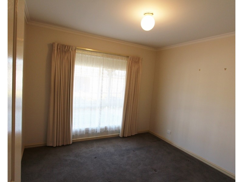 4/1 Curtin Street, Flora Hill VIC 3550
