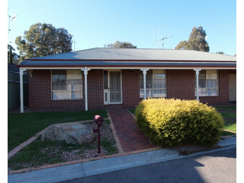 4/1 Curtin Street, Flora Hill VIC 3550