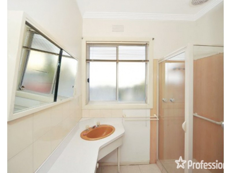 20 Dowding Street, California Gully VIC 3556