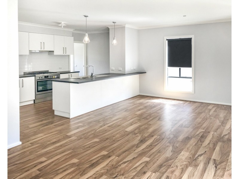 2/57A Honeysuckle Street, Bendigo VIC 3550