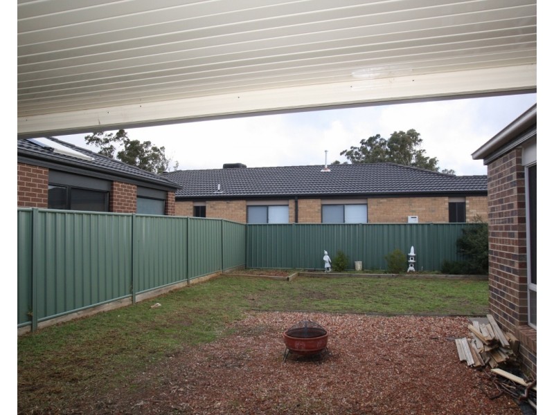 34 Caulfield Drive, Ascot VIC 3551