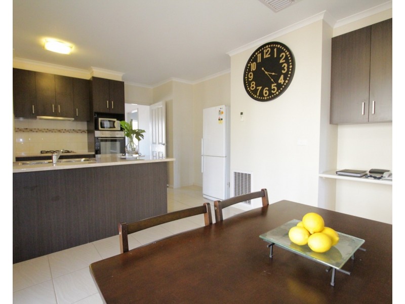 2 Maplewood Court, White Hills VIC 3550