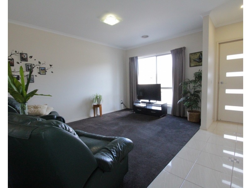 2 Maplewood Court, White Hills VIC 3550