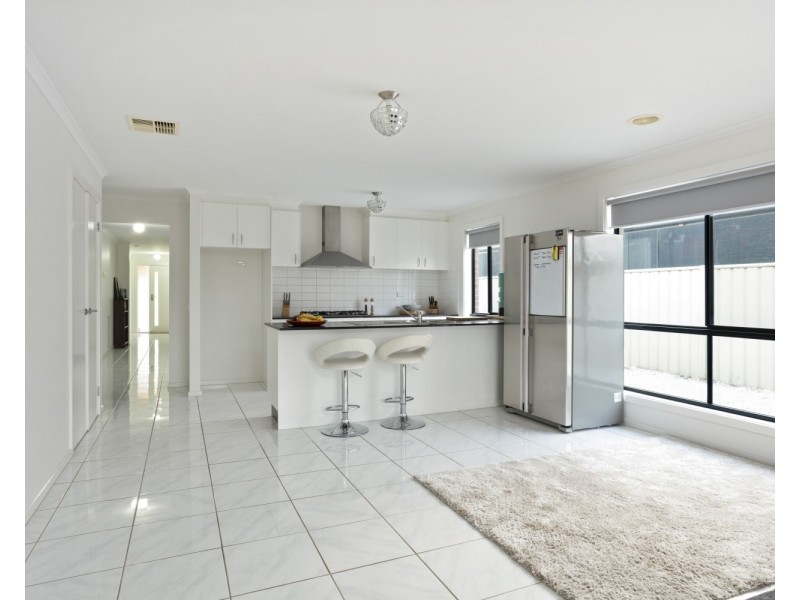 37 Saxby Drive, Strathfieldsaye VIC 3551