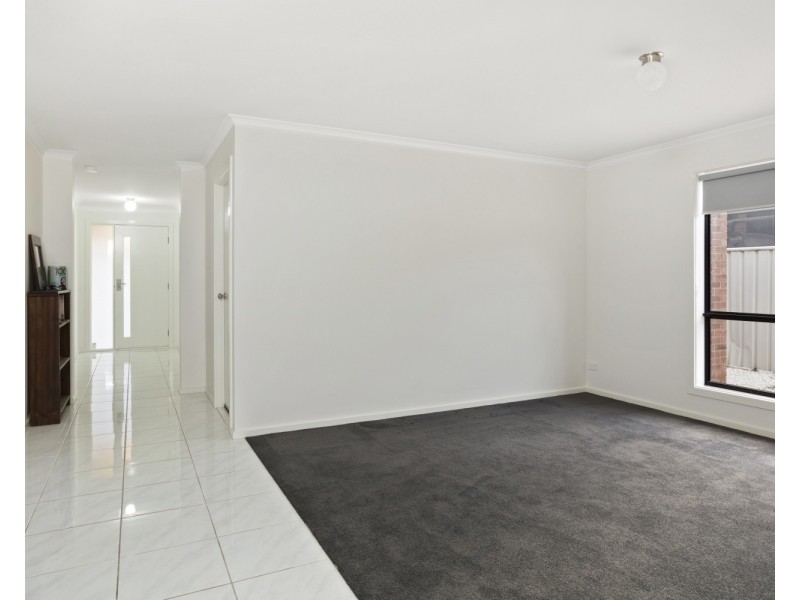 37 Saxby Drive, Strathfieldsaye VIC 3551