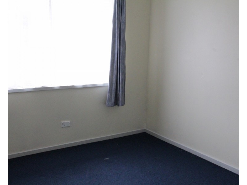 2/11 Cogo Court, Golden Square VIC 3555