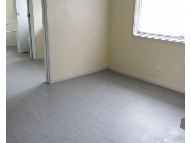 2/11 Cogo Court, Golden Square VIC 3555