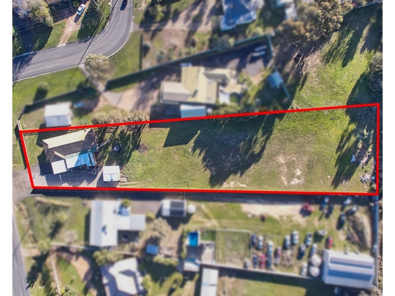 245 Allingham Street, Kangaroo Flat VIC 3555