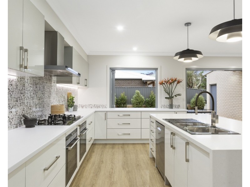 1 Chaplin Court, Eaglehawk VIC 3556