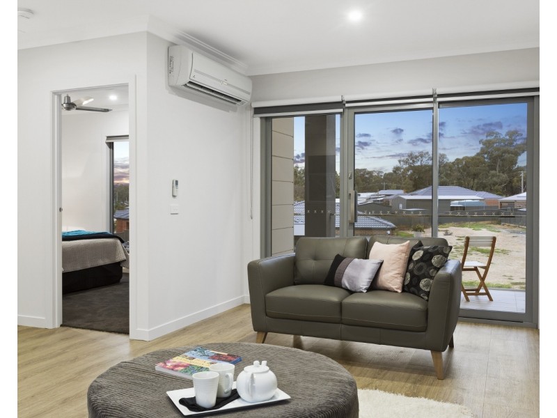 1 Chaplin Court, Eaglehawk VIC 3556