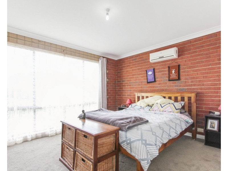 263 Carpenter Street, Spring Gully VIC 3550