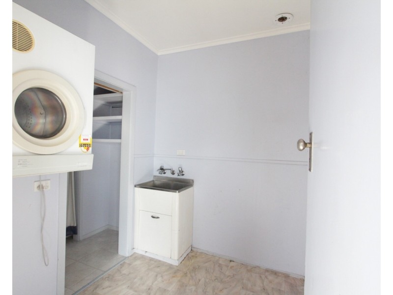 2 Peters Street, Long Gully VIC 3550