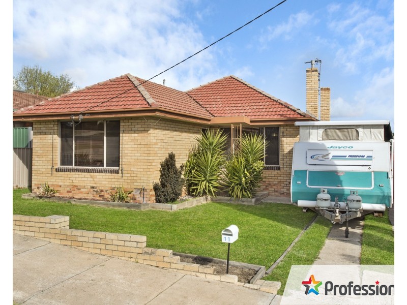 11 Grace Street, White Hills VIC 3550