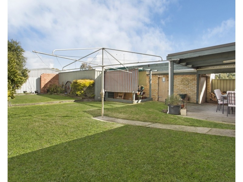 11 Grace Street, White Hills VIC 3550