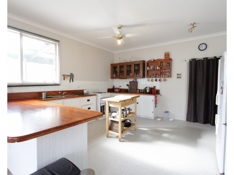 50 Goldsmiths Road, Eaglehawk VIC 3556