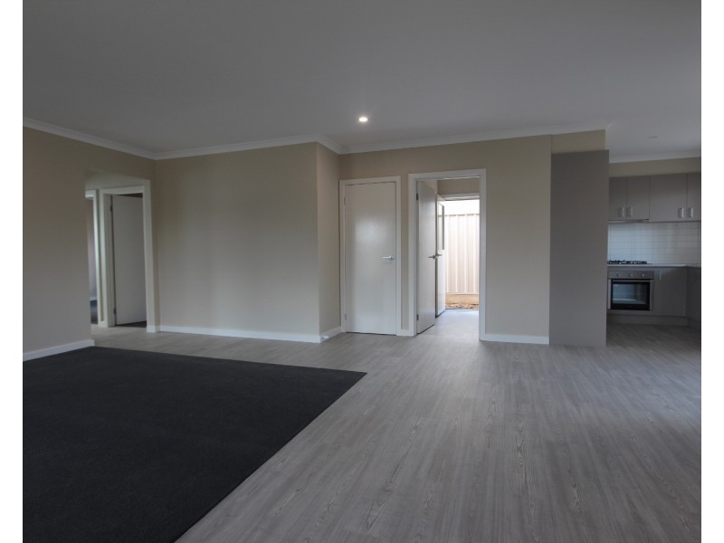 67 Church Street, Kangaroo Flat VIC 3555