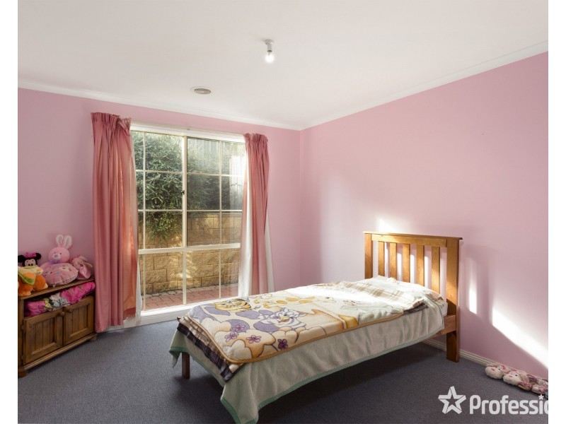 24 Aspera Way, Kangaroo Flat VIC 3555