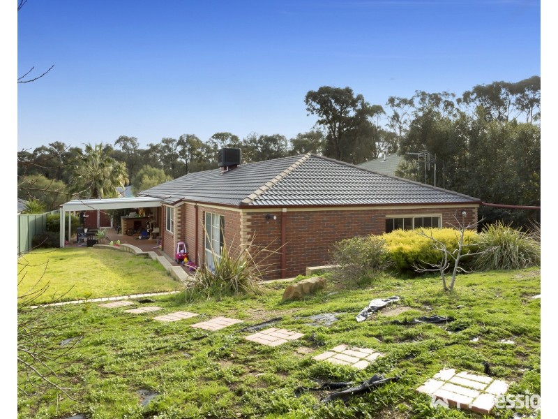 24 Aspera Way, Kangaroo Flat VIC 3555