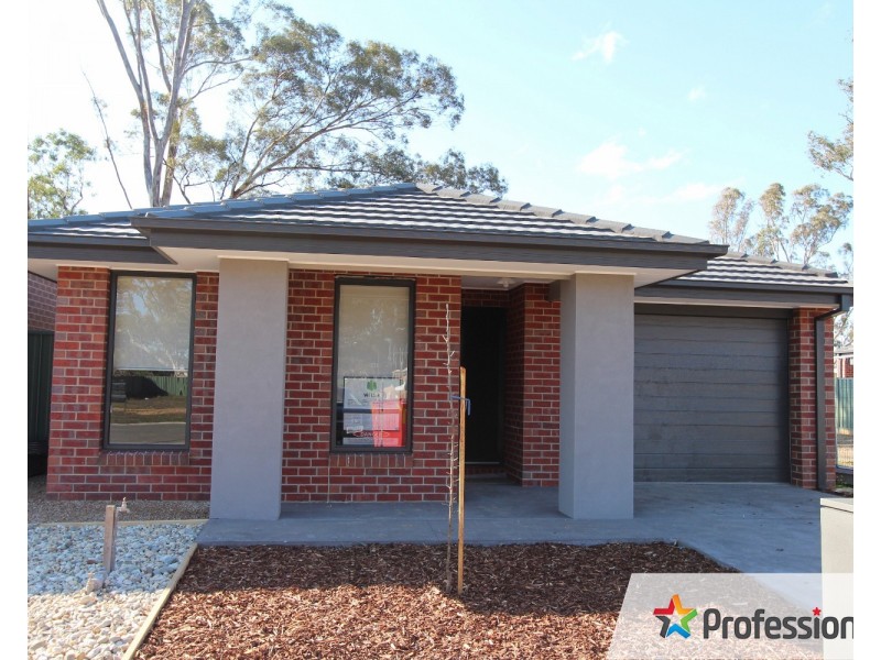6 Sunrise Court, Kangaroo Flat VIC 3555
