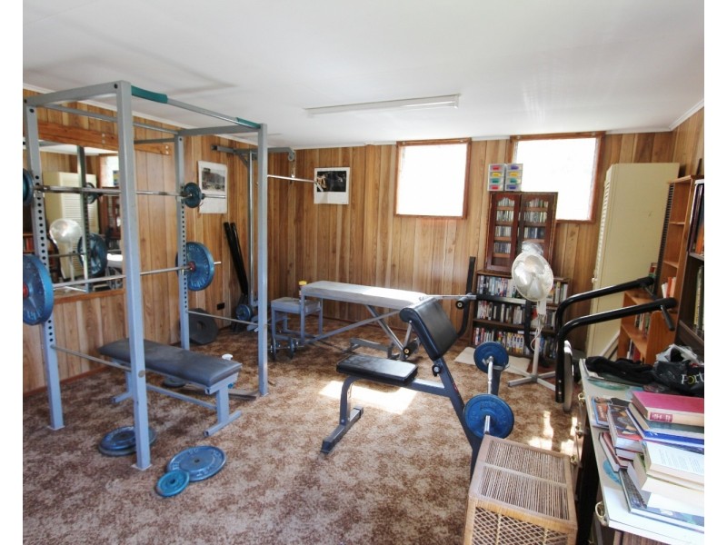 140 Crusoe Road, Kangaroo Flat VIC 3555