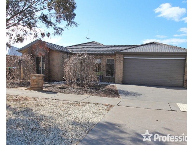 26 Cooba Drive, Epsom VIC 3551