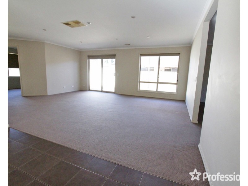 26 Cooba Drive, Epsom VIC 3551