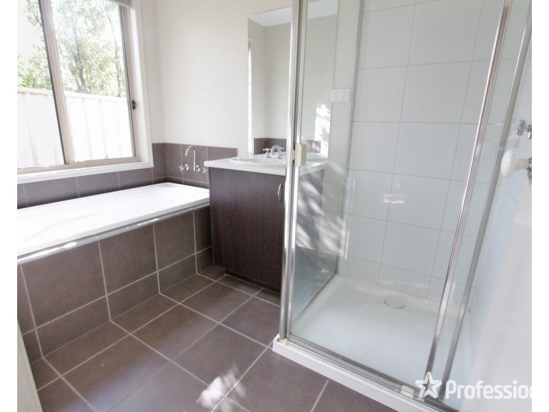 26 Cooba Drive, Epsom VIC 3551