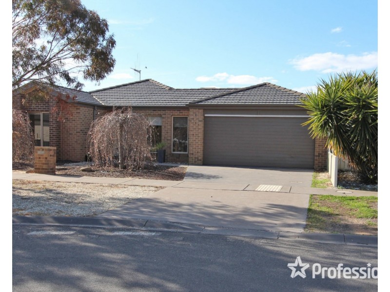 26 Cooba Drive, Epsom VIC 3551