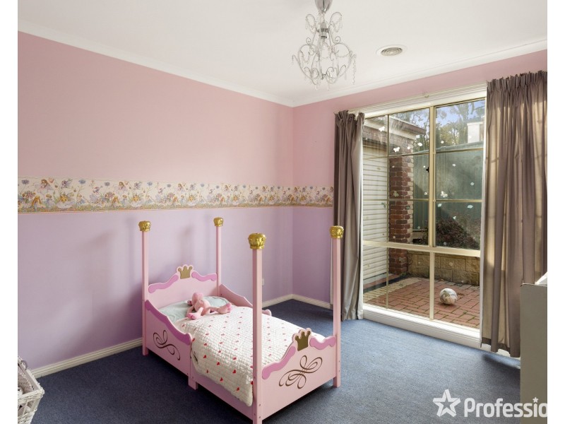 24 Aspera Way, Kangaroo Flat VIC 3555