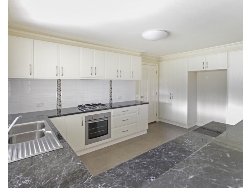 4 Lyndam Avenue, Maiden Gully VIC 3551