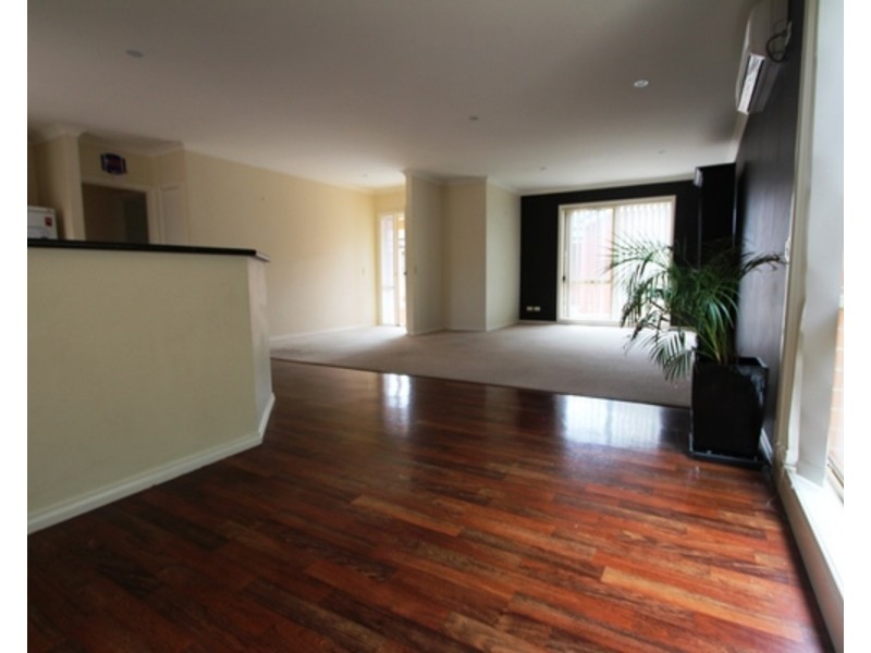 3/49 Church Street, Kangaroo Flat VIC 3555