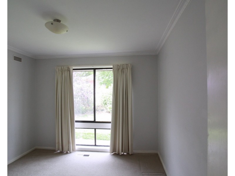 7 Cousins Street, Strathdale VIC 3550
