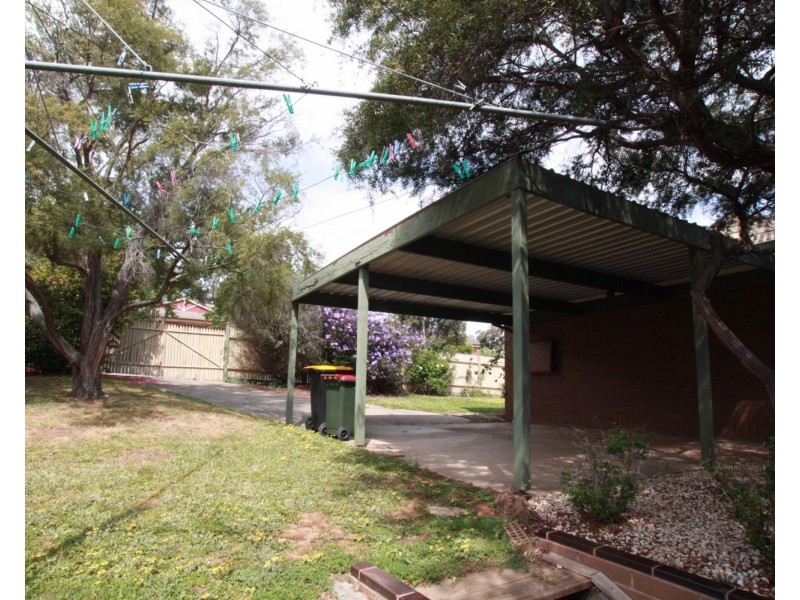 7 Cousins Street, Strathdale VIC 3550